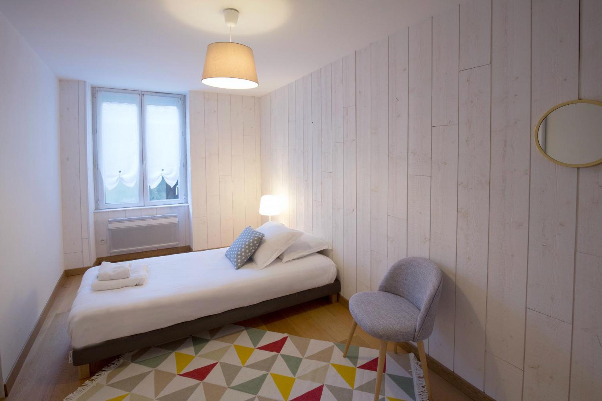 Appartement Sur Les Quais De บอร์โด ภายนอก รูปภาพ