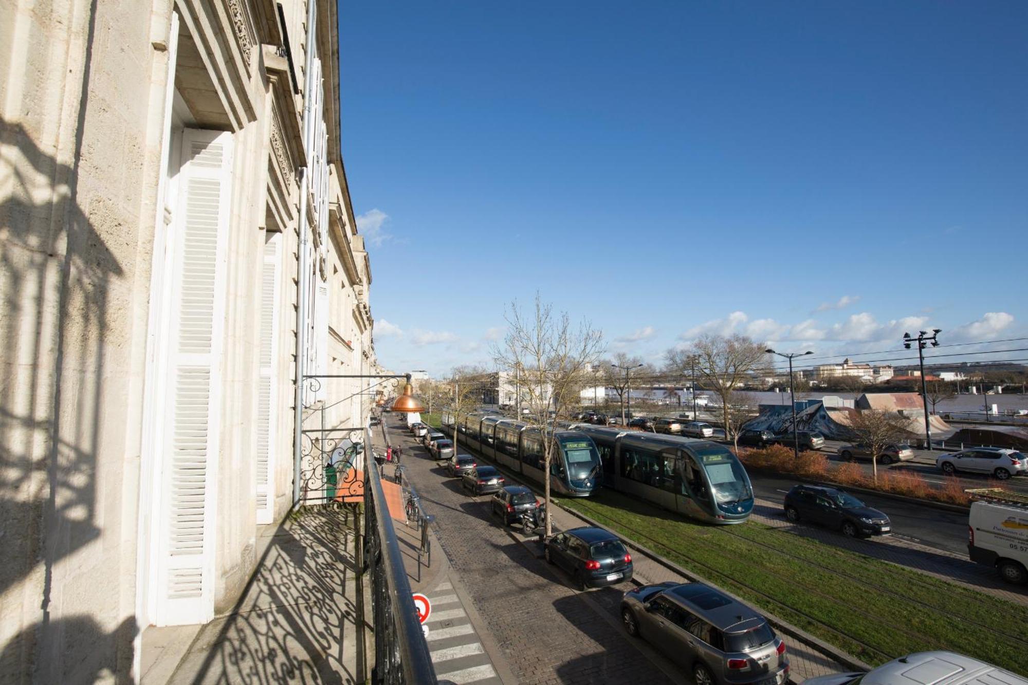 Appartement Sur Les Quais De บอร์โด ภายนอก รูปภาพ